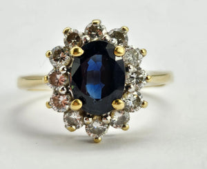 0752: Vintage: 18ct Gold French Blue Sapphire 12 Diamonds Diana Style Cluster Ring- Luscious