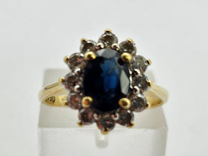 0752: Vintage: 18ct Gold French Blue Sapphire 12 Diamonds Diana Style Cluster Ring- Luscious