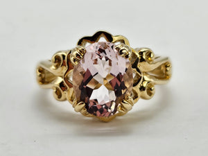 0801: Vintage: 9ct Gold Large Pink Morganite Cocktail Ring- Lush