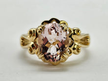 Load image into Gallery viewer, 0801: Vintage: 9ct Gold Large Pink Morganite Cocktail Ring- Lush
