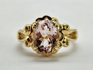 0801: Vintage: 9ct Gold Large Pink Morganite Cocktail Ring- Lush