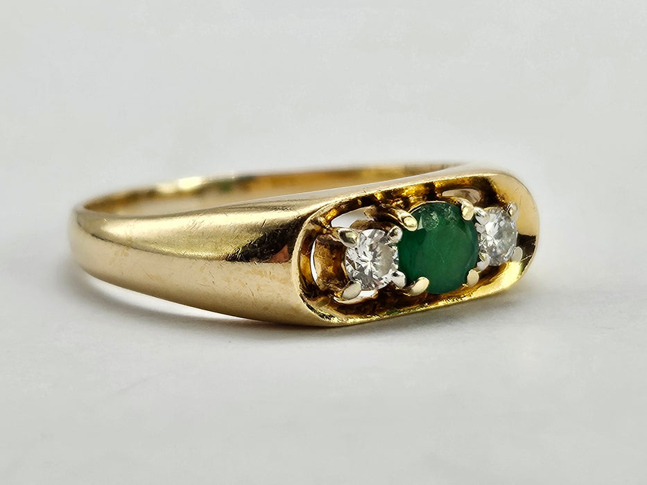 Vintage: 18ct Gold Art Deco Emerald & Diamond Three-Stone Dress Ring