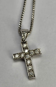 0757:Vintage: 18ct White Gold Necklace (40cm) Diamonds Cross Pendant- beautifully paired,