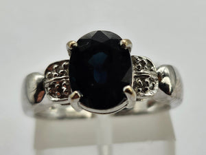 0773: Vintage: 18ct White Gold Royal Blue Sapphires Diamonds Ring- crisp, clean, sparkling, nice weight