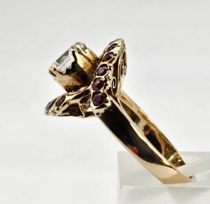 0796: &nbsp;Vintage: 18ct Gold Ice White Zircon Rubies&nbsp; Cluster Ring- statement, rare combination