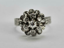 Load image into Gallery viewer, 0797: Vintage: 18ct White Gold Round Cut Diamonds Flower Head Ring- Date =-Mark 1974
