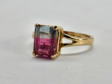 Cargar imagen en el visor de la galería, 0940: Vintage; Rare: 14ct Gold Bi- Colour &quot;Watermelon&quot; Tourmaline Ring
