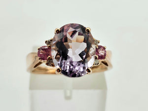 1006: Vintage: Rare 9ct Rose Gold Amethyst Morganites Diamonds Cocktail Ring- superb combination