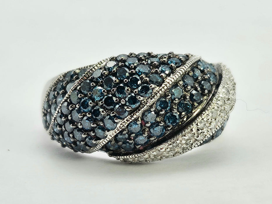 6433 :Vintage:  9ct White Gold Blue & White Natural Diamonds (1.73ct)
