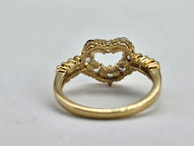 Load image into Gallery viewer, 1032: Vintage: 9ct Gold Violet Blue Tanzanites Heart- Set Ring-
