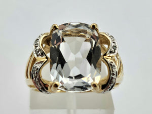 1044: Vintage: 9ct Gold Large Glacier Topaz 8 Diamonds Cocktail Ring- sparkling statement piece.