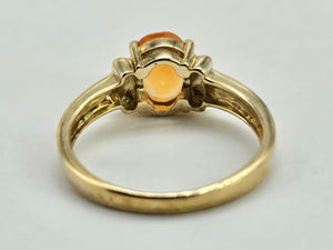 1277: Vintage: 9ct Gold Fire Opal Solitaire Ring- striking colours