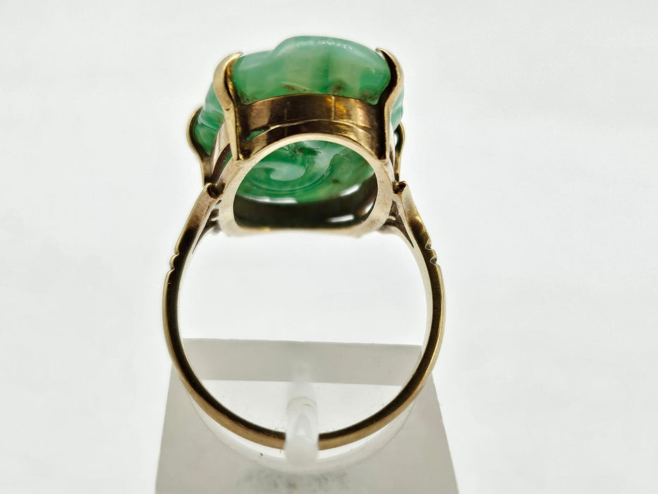6251 Vintage 9ct Gold Large Carved Chinese Jade Statement Ring