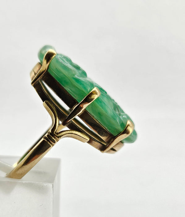 6251 Vintage 9ct Gold Large Carved Chinese Jade Statement Ring
