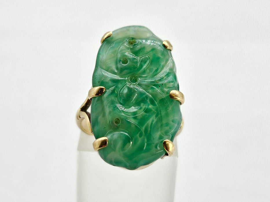 6251 Vintage 9ct Gold Large Carved Chinese Jade Statement Ring