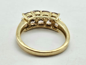 1038: Vintage Rare 9ct Gold Green Chrysoberyl's Dress/Stacker Ring- delightful
