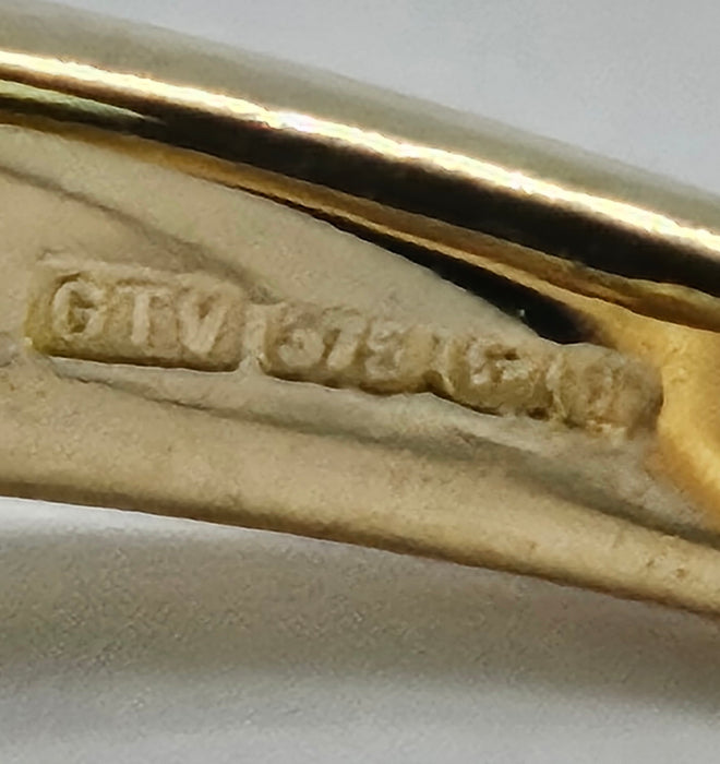 6342: Vintage: 9ct Gold Large Mint Green Tourmaline Cocktail Ring-