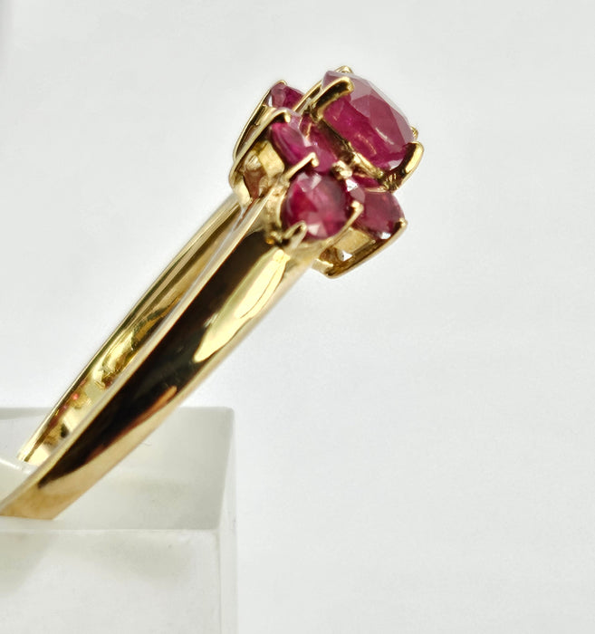 6343 Vintage: 9ct Gold 7 Raspberry Rubies Geometric Set Dress Ring