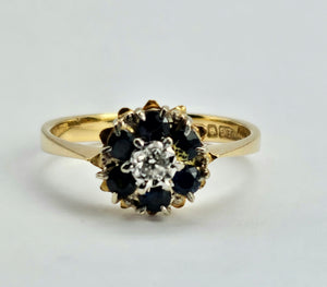 1057: Vintage: 18ct Gold French Blue Sapphires Diamonds Flower Head Ring