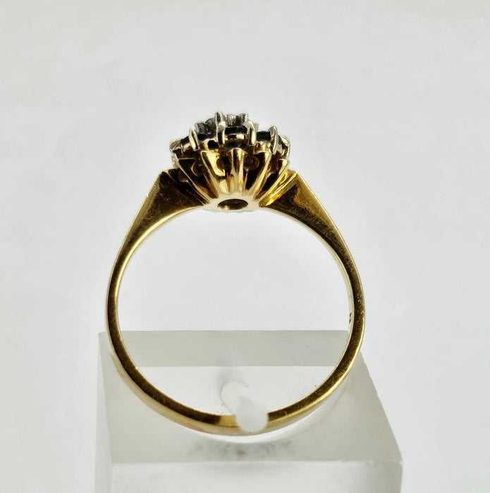 Vintage: 18ct Gold French Blue Sapphire & Diamond Flowerhead Ring — From 1967