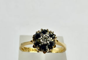 1057: Vintage: 18ct Gold French Blue Sapphires Diamonds Flower Head Ring