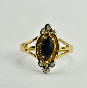 1058: Vintage: 9ct Gold Blue Sapphires Diamonds Dress Ring