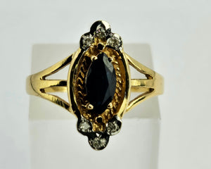 1058: Vintage: 9ct Gold Blue Sapphires Diamonds Dress Ring