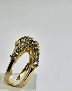 1335: Vintage; Spectacular 9ct Gold 21 Aquamarines Cocktail Ring- striking design