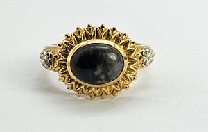1274: Vintage: 9ct Gold Cabochon "Carbuncle" Black Agate Diamonds Signet Ring