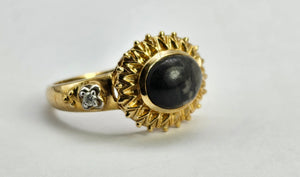 1274: Vintage: 9ct Gold Cabochon "Carbuncle" Black Agate Diamonds Signet Ring