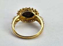 Cargar imagen en el visor de la galería, 1274: Vintage: 9ct Gold Cabochon &quot;Carbuncle&quot; Black Agate Diamonds Signet Ring
