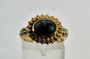 1274: Vintage: 9ct Gold Cabochon "Carbuncle" Black Agate Diamonds Signet Ring
