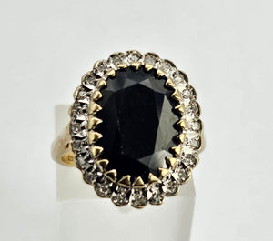 0384: Vintage: 9ct Gold Large Blue Sapphire 24 Diamonds Lady Diana Cluster Ring-