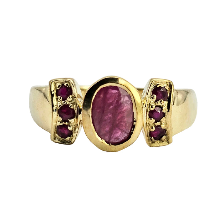 6249 Vintage: 9ct Gold 7 Rubies Geometric Set Ring