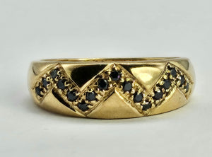 1297: Vintage: 9ct Gold 17 Black Diamonds Ring- sparkling symmetry
