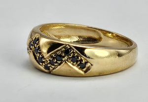 1297: Vintage: 9ct Gold 17 Black Diamonds Ring- sparkling symmetry