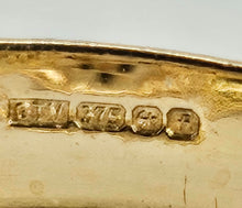 Load image into Gallery viewer, 1297: Vintage: 9ct Gold 17 Black Diamonds Ring- sparkling symmetry
