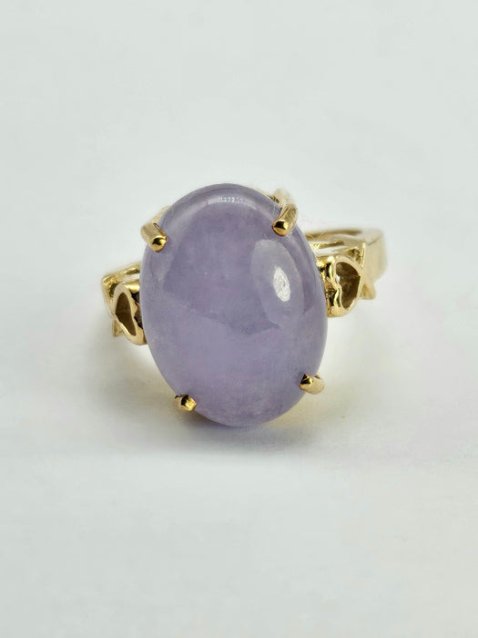Vintage: 9ct Gold Large Lavender Jade Carbuncle Cocktail Ring