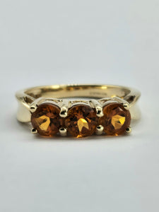 0962: Vintage: 9ct Gold Fiery Orange Citrines Trilogy Ring&nbsp;
