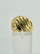 Load image into Gallery viewer, 0991: Vintage: Statement 9ct Gold 42 Yellow Diamonds Dress Ring- sparkling, natural diamonds,
