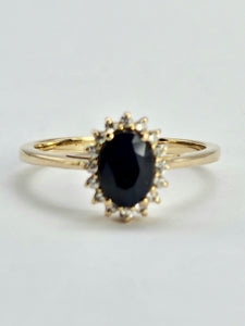 0996: Vintage: 9ct Gold French Blue Sapphire 16 Diamonds Cluster Ring- petite and sparkling