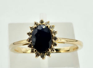 0996: Vintage: 9ct Gold French Blue Sapphire 16 Diamonds Cluster Ring- petite and sparkling