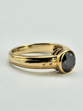 Load image into Gallery viewer, 0998: Vintage: 9ct Gold Black Diamond White Diamonds Signet Ring- salt &amp; pepper, eye candy
