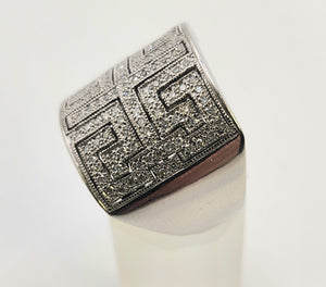 1100: Vintage: 9ct White Gold Large Greek Key Diamonds Statement Ring - amazing