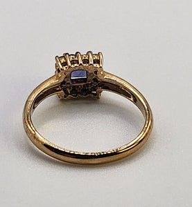 1043: Vintage 9ct Gold Yellow Diamonds Cushion Cut Iolite Dress Ring