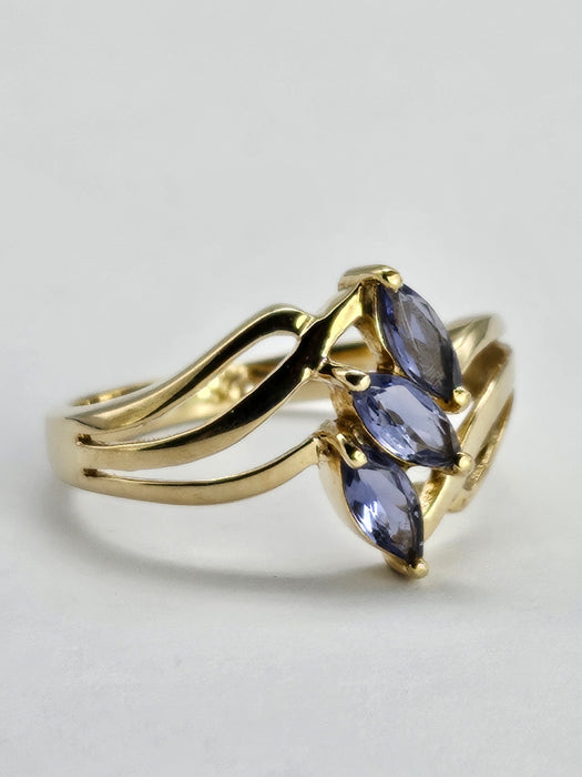 1265: Vintage: 9ct Gold Marquise Cut Blue Iolites Cocktail Ring- captivating design