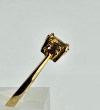 Load image into Gallery viewer, 1246: Vintage 9ct Gold Citrine &amp; Amethyst 3-Stone Straight Ring
