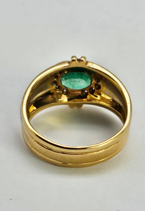 6305 Vintage: 18ct Mixed Gold Emerald Diamonds Target Ring- total statement piece unisex
