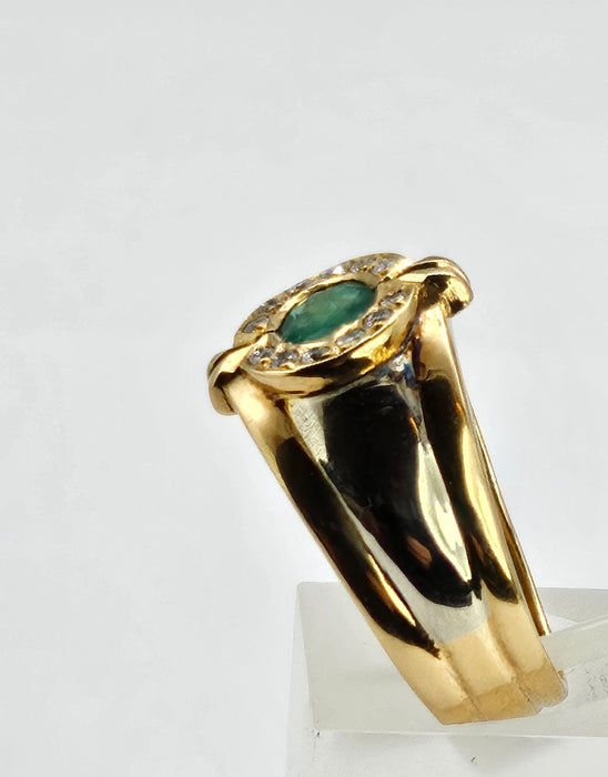 6305 Vintage: 18ct Mixed Gold Emerald Diamonds Target Ring- total statement piece unisex