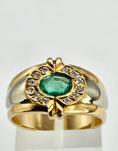 Cargar imagen en el visor de la galería, 1072: Vintage:: 18ct Mixed Gold Emerald Diamonds Target Ring- total statement piece
